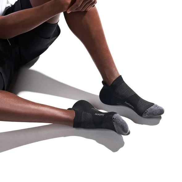 Feetures Elite Light Cushion No-Show Socks Black